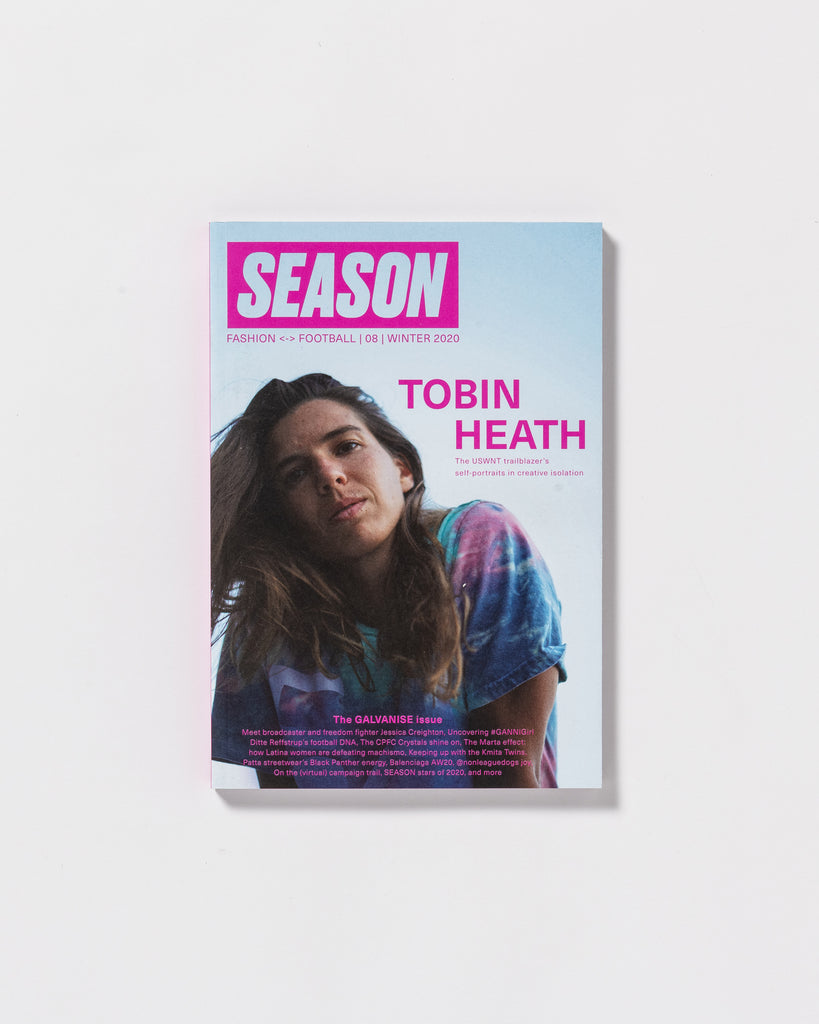 Season Magazin Cover vor weißem Hintergrund.